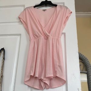 BABY PINK ROMPER URBAN OUTFITTERS WORN ONCE
